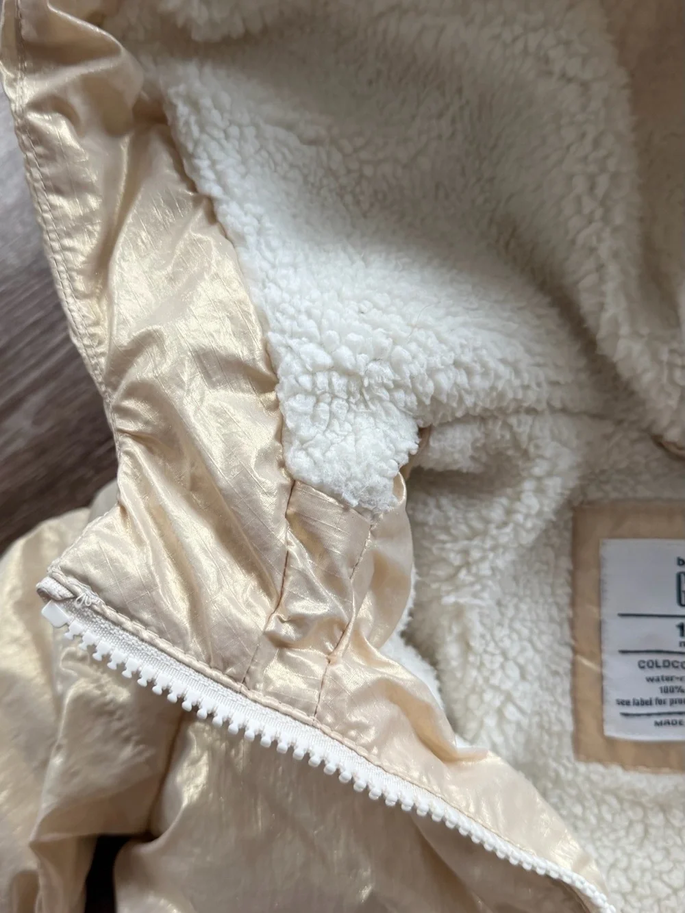 GAP 12-18 months SOFT Golden Puffer Jacket sherpa lining warm water-resistant